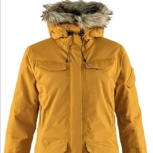 Fjallraven Women's Nuuk Parka - Acorn - Large